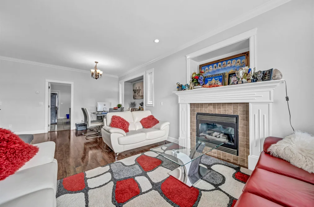 12101 84 Avenue, Surrey, BC - MLS: R3161603 - Photo 7 12101 84 Avenue, Surrey, BC - MLS: R3161603 - Photo 7