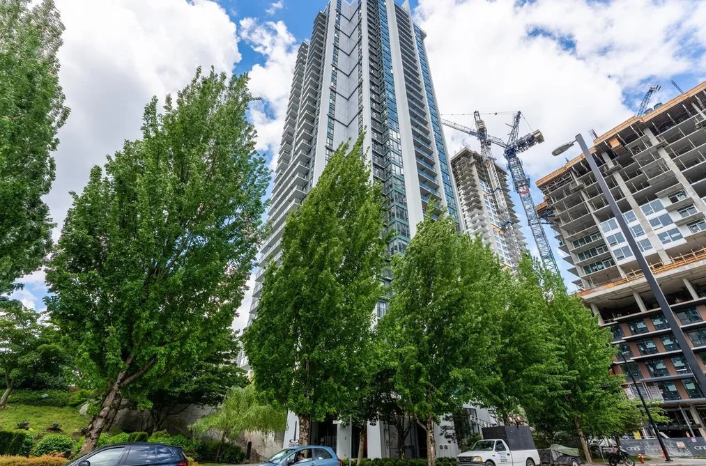 Condo for sale at 1211 1178 Heffley Crescent Coquitlam British Columbia - MLS: R3124776