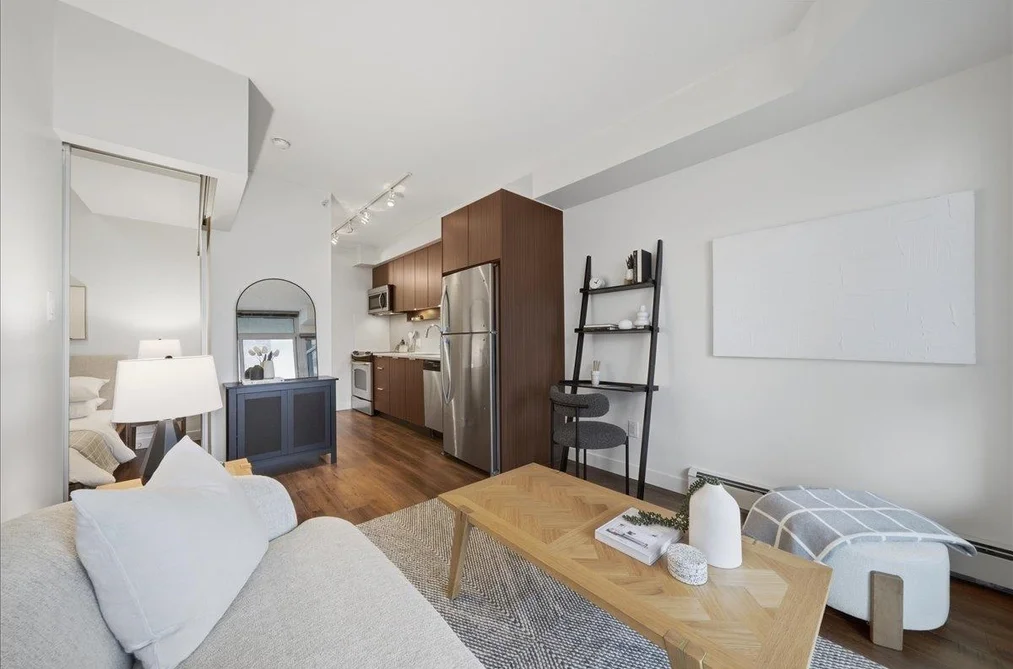 Condo for sale at 1211 13308 Central Avenue Surrey British Columbia - MLS: R3142575