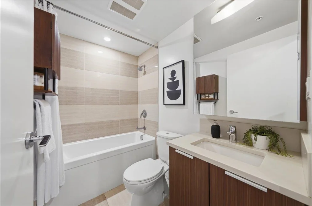 1211 13308 CENTRAL AVENUE, Surrey, BC — Residential for Sale — Photo 15 of 30