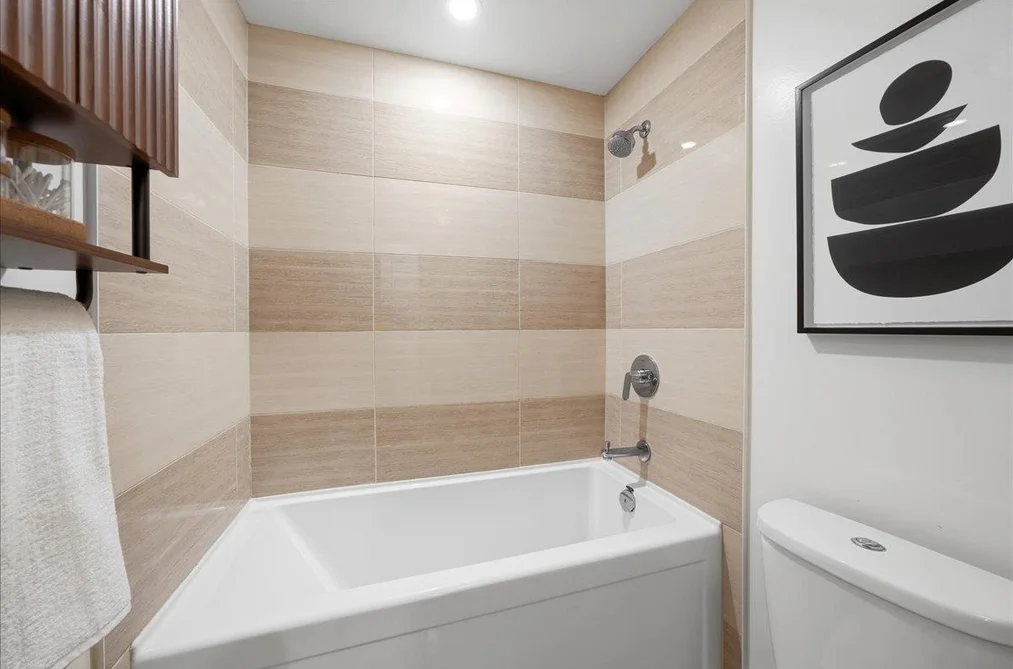 1211 13308 CENTRAL AVENUE, Surrey, BC — Residential for Sale — Photo 16 of 30
