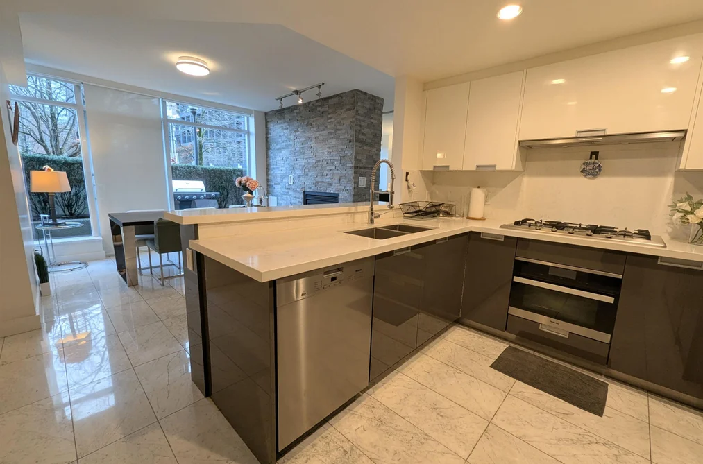 1211 W CORDOVA, Vancouver BC V6C 3P9, Vancouver BC — Residential for Sale - Photo 5