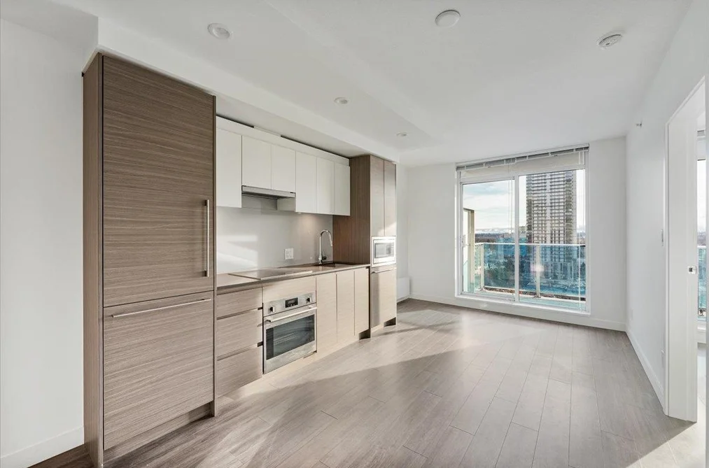 Condo for sale at 1212 13615 Fraser Highway Surrey British Columbia - MLS: R3124744