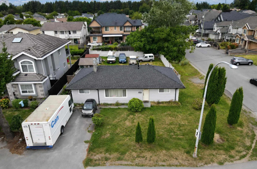 House for sale at 12141 84 Avenue Surrey British Columbia - MLS: R3160811