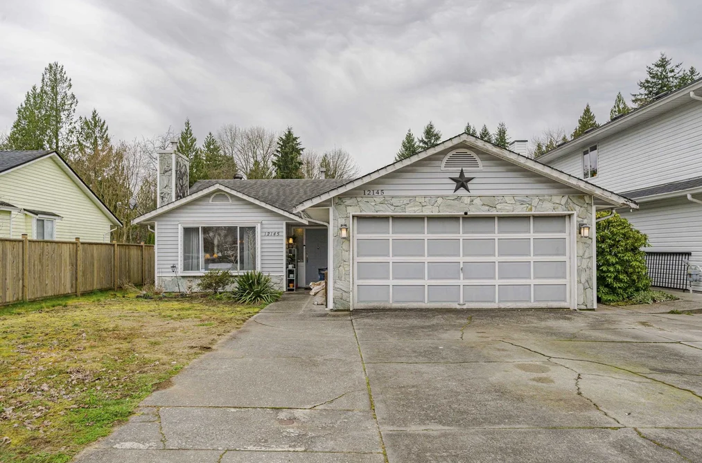 House for sale at 12145 207a Street Maple Ridge British Columbia - MLS: R3072278