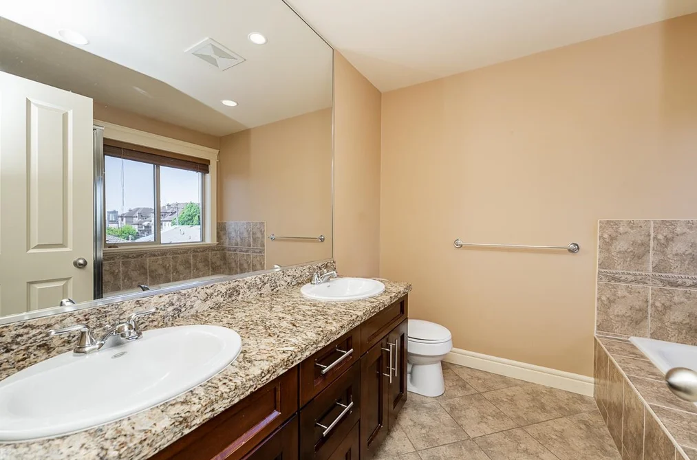 1216 NANAIMO STREET, New Westminster BC V3M 2E9, New Westminster BC — Residential for Sale — Photo 15 of 29