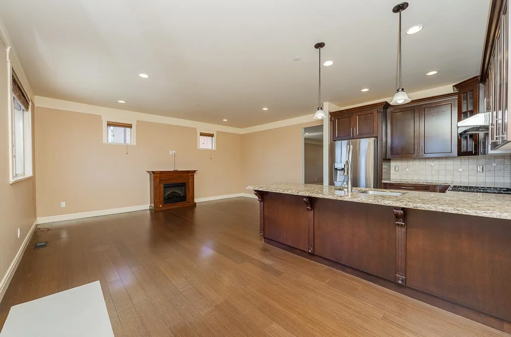 1216 NANAIMO STREET, New Westminster BC V3M 2E9, New Westminster BC — Residential for Sale — Photo 8 of 29