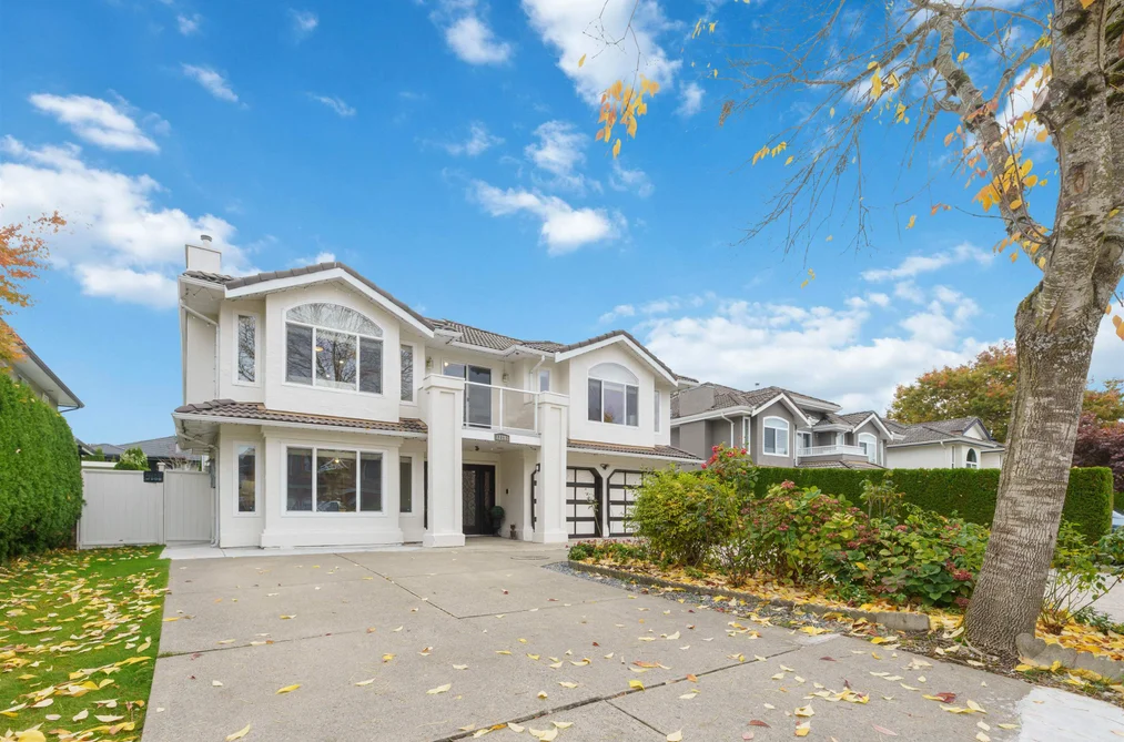 House for sale at 12183 77 Avenue Surrey British Columbia - MLS: R3062205