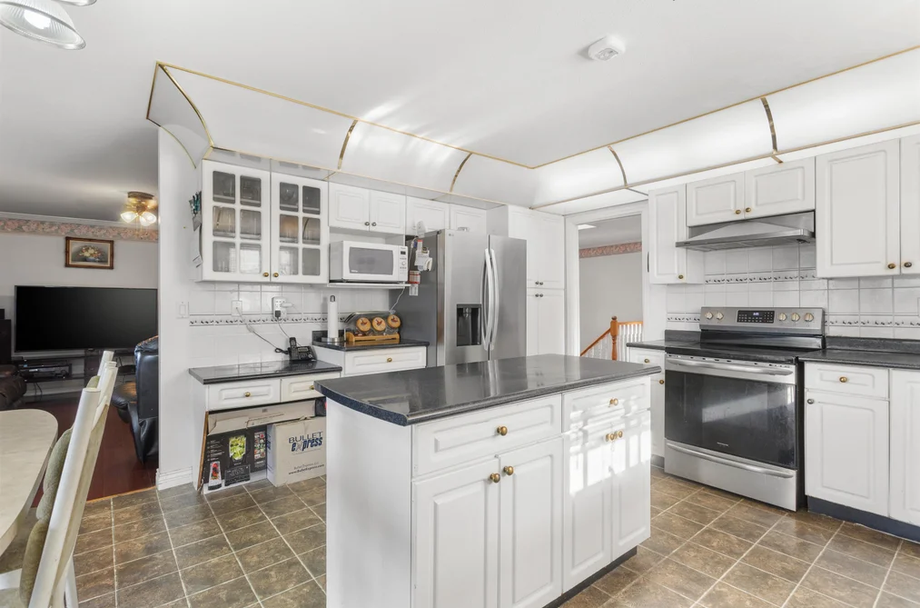 12185 98A AVENUE, Surrey BC V3V 7S5, Surrey BC — Residential for Sale - Photo 4