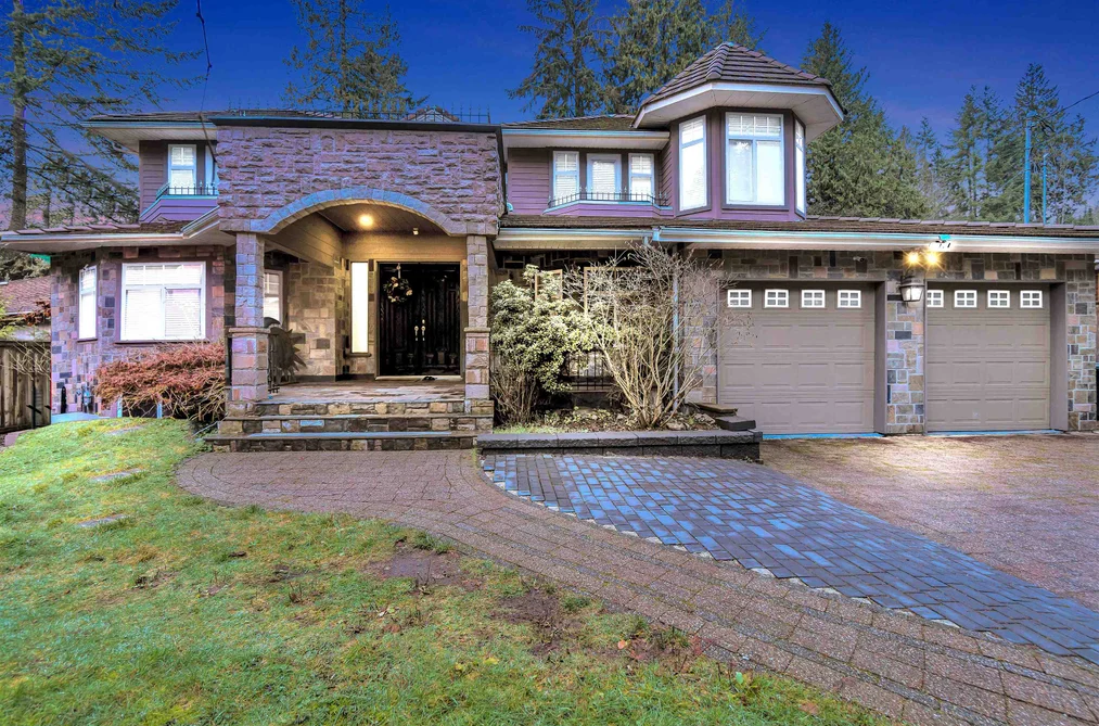 House for sale at 1219 Arborlynn Drive North Vancouver British Columbia - MLS: R3085995