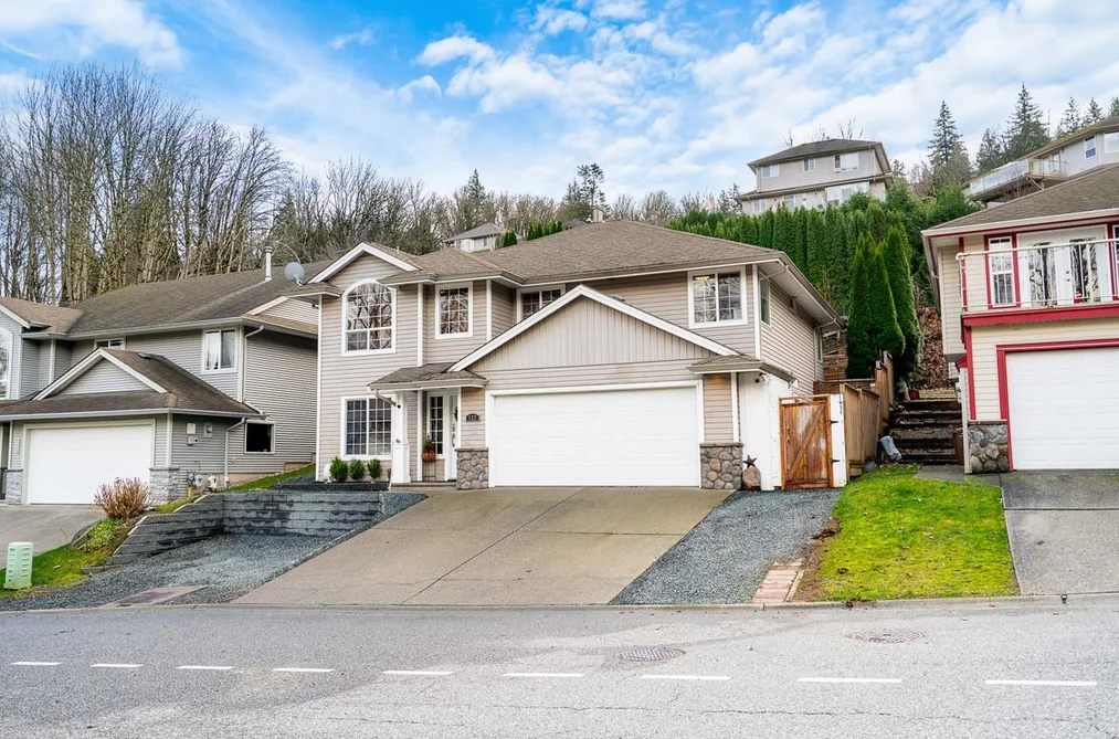 122 43995 CHILLIWACK MOUNTAIN ROAD, Chilliwack BC V2R 5M1, Chilliwack BC — Residential for Sale - Photo 2