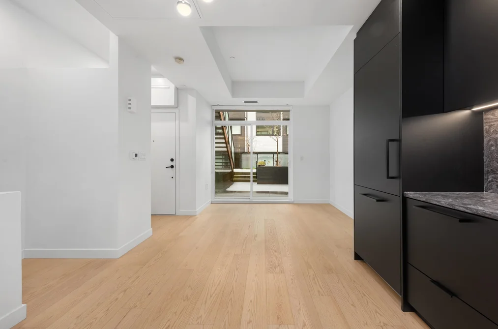 122 650 E 2ND STREET, North Vancouver BC V7L 1E3, North Vancouver BC — Residential for Sale - Photo 6