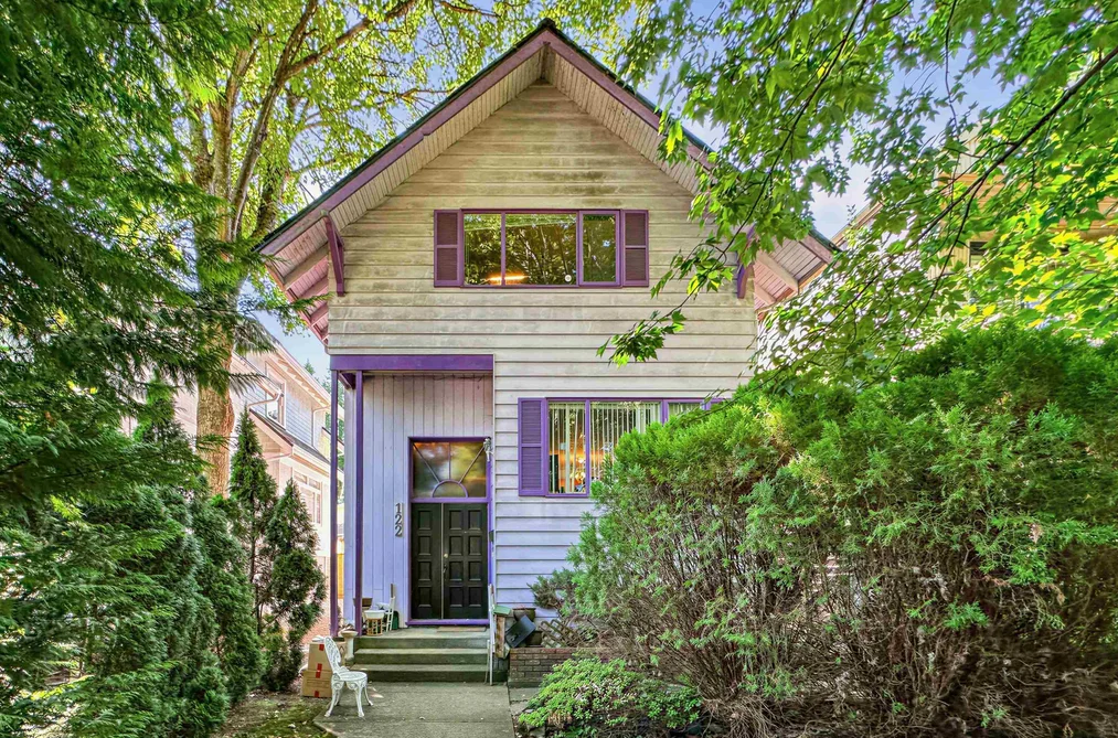 House for sale at 122 W 17th Avenue Vancouver British Columbia - MLS: R3155716