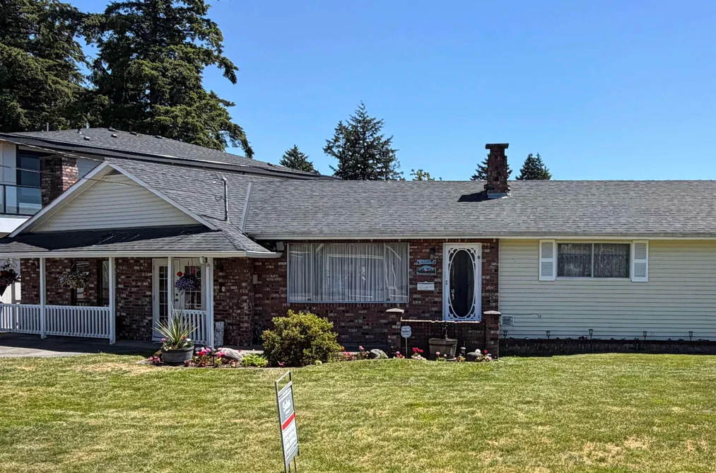 12204 85A AVENUE, Surrey BC V3W 3H6, Surrey BC — Residential for Sale - Photo 2