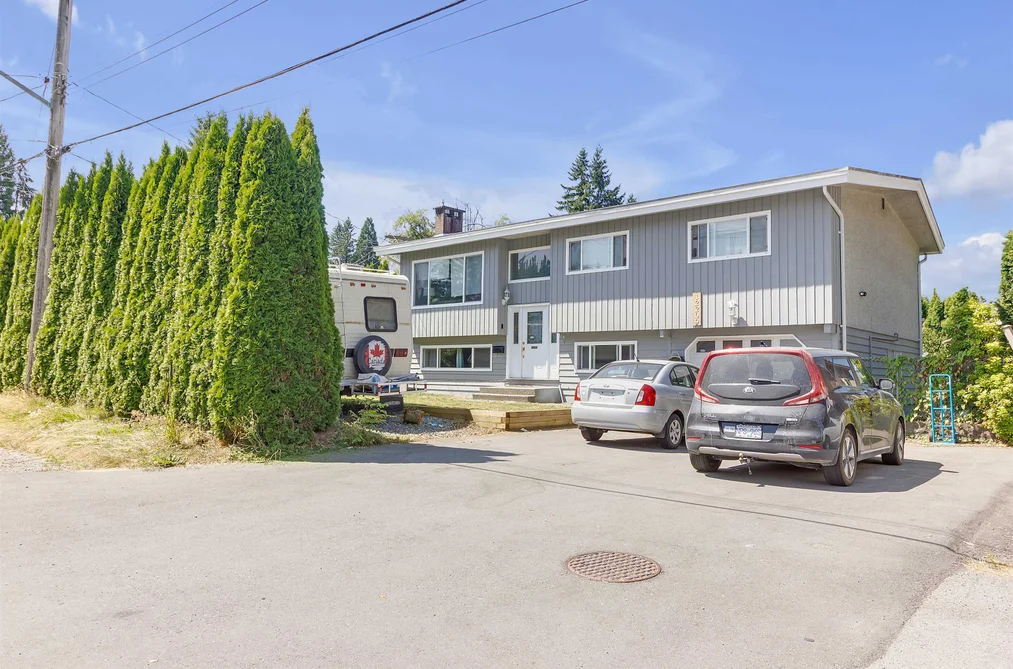 House for sale at 12209 221 Street Maple Ridge British Columbia - MLS: R3056950