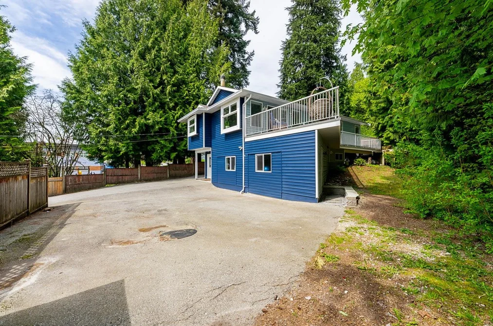 1221 ROCHESTER AVENUE, Coquitlam BC V3K 2X3, Coquitlam BC — Residential for Sale - Photo 2