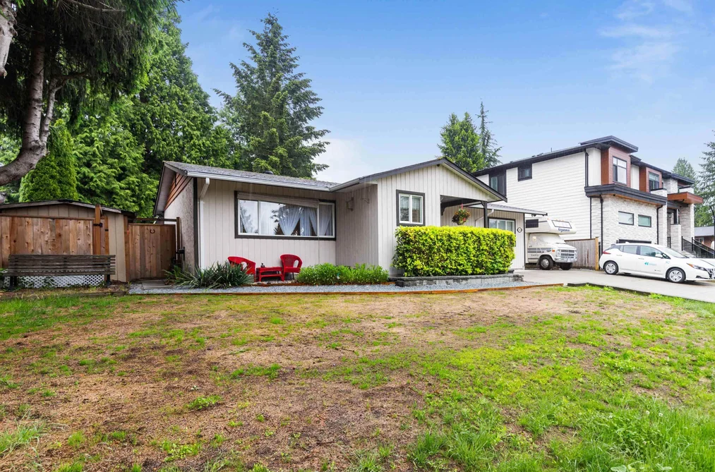 12214 211 STREET STREET, Maple Ridge BC V2X 8C9, Maple Ridge BC — Residential for Sale - Photo 2