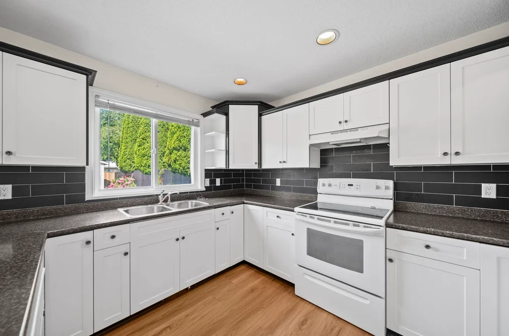 12227 BONSON ROAD, Pitt Meadows BC V3Y 2L5, Pitt Meadows BC — Residential for Sale — Photo 10 of 32