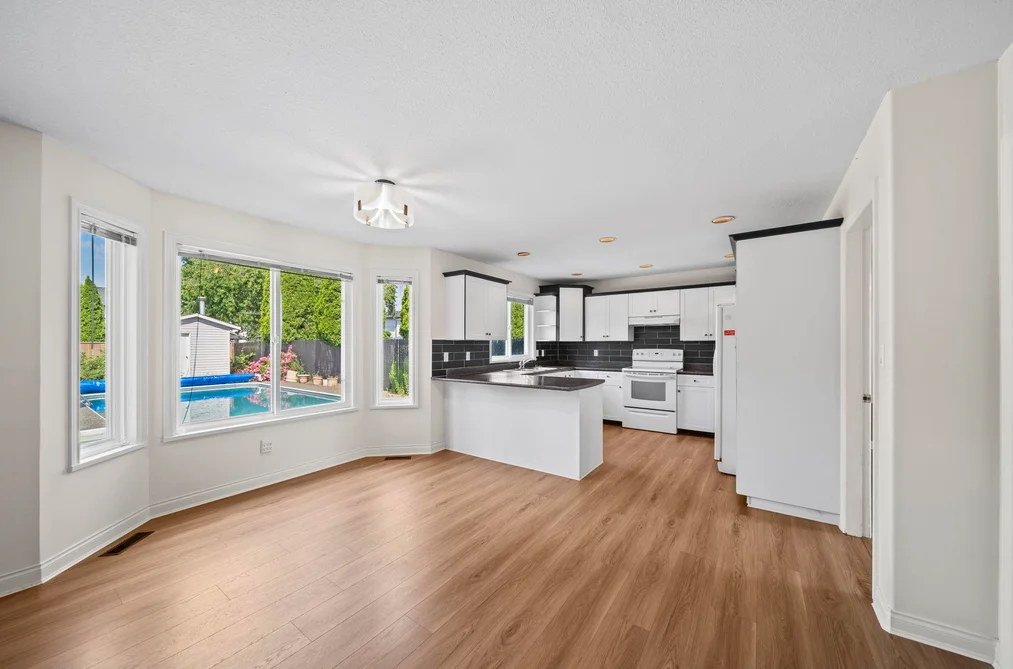 12227 BONSON ROAD, Pitt Meadows BC V3Y 2L5, Pitt Meadows BC — Residential for Sale — Photo 8 of 32