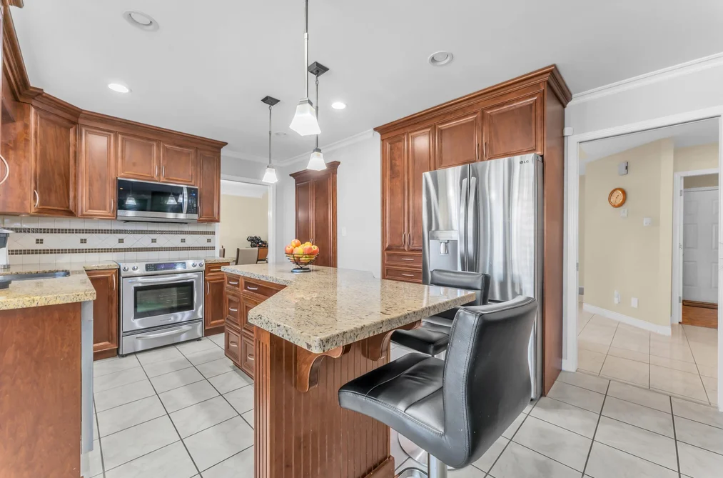 12231 63A Avenue, Surrey, BC - House for Sale - Photo 15 of 40