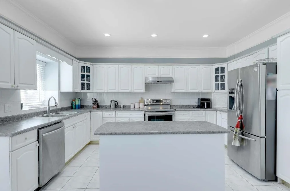 12242 98A AVENUE, Surrey BC V3V 7S5, Surrey BC — Residential for Sale — Photo 13 of 40