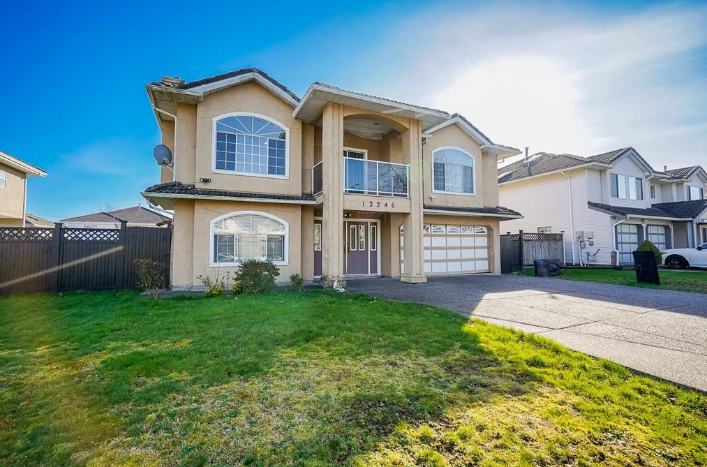 House for sale at 12246 64a Avenue Surrey British Columbia - MLS: R3124262