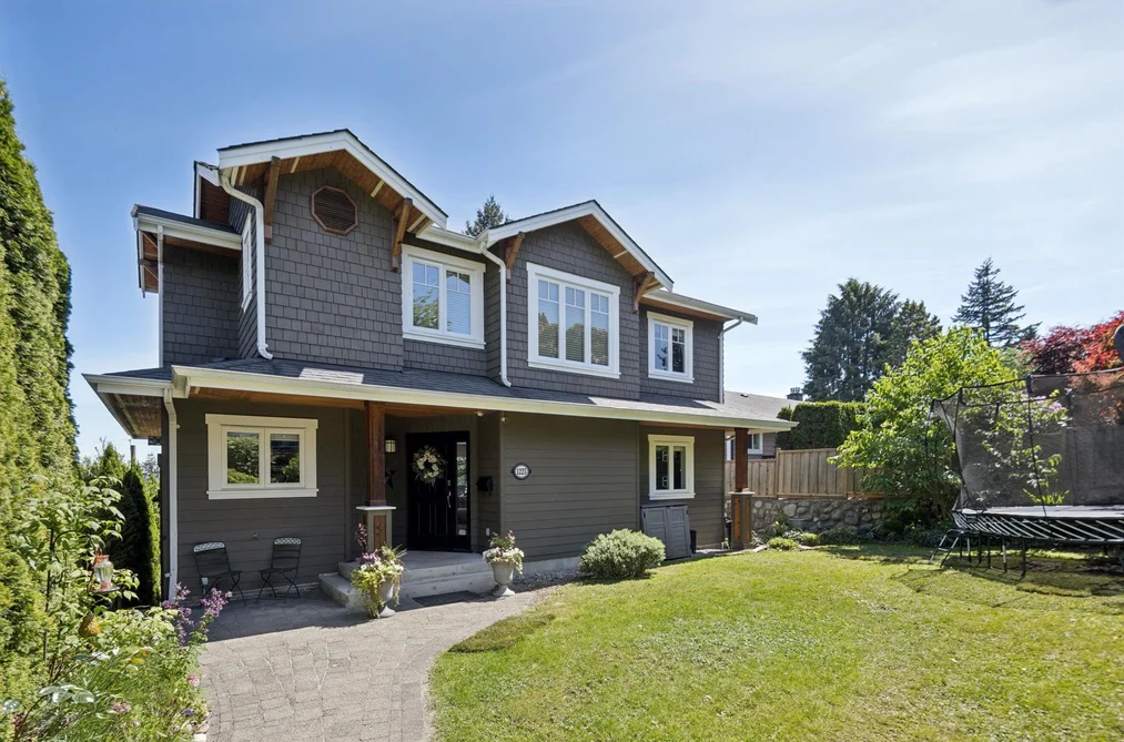 House for sale at 1225 Adderley Street North Vancouver British Columbia - MLS: R3130431