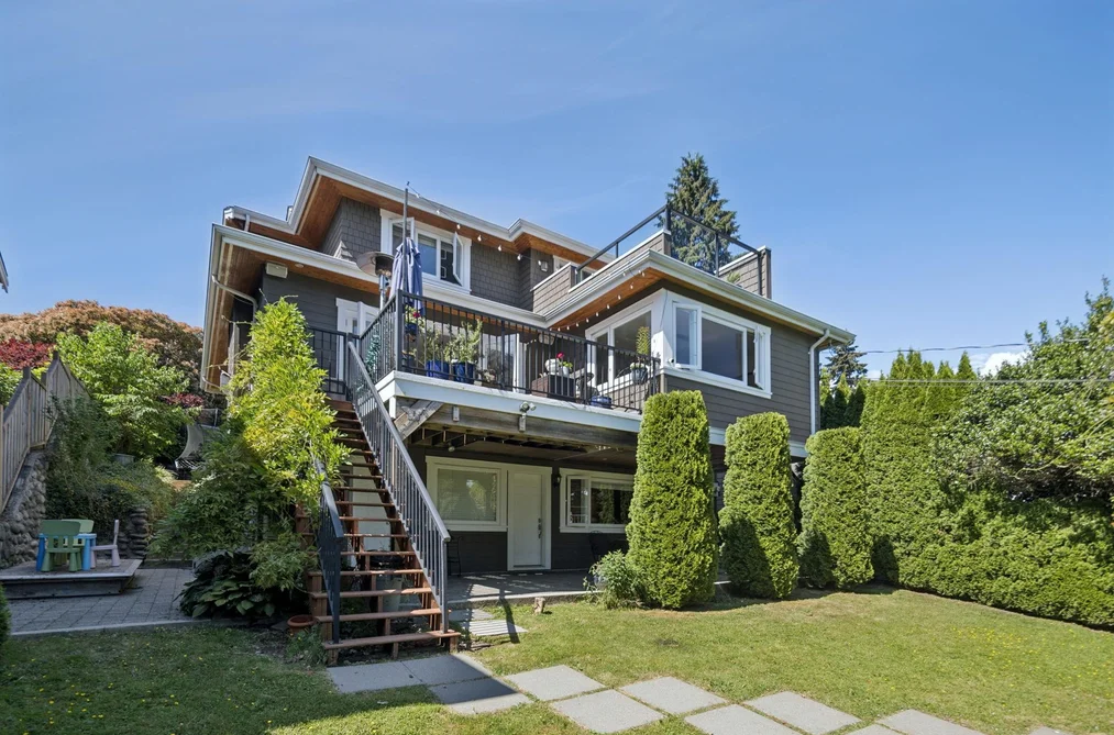 1225 ADDERLEY STREET, North Vancouver BC V7L 1T6, North Vancouver BC — Residential for Sale - Photo 2