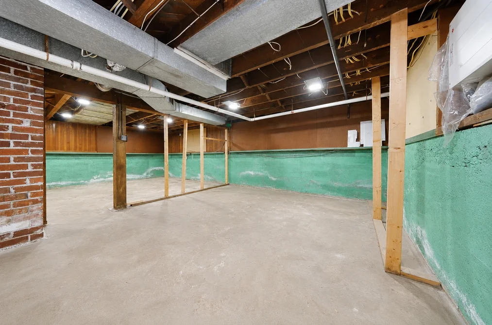 1225 W 26TH AVENUE, Vancouver BC V6H 2A8, Vancouver BC — Residential for Sale — Photo 33 of 38