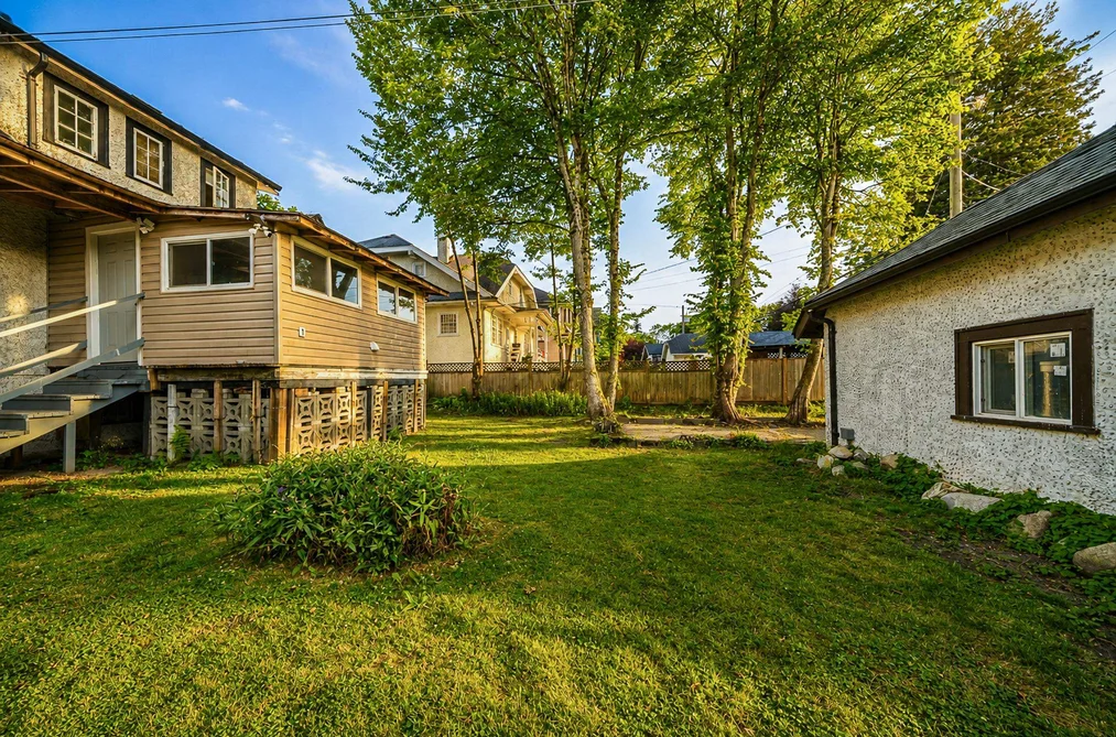 1225 W 26TH AVENUE, Vancouver BC V6H 2A8, Vancouver BC — Residential for Sale — Photo 37 of 38