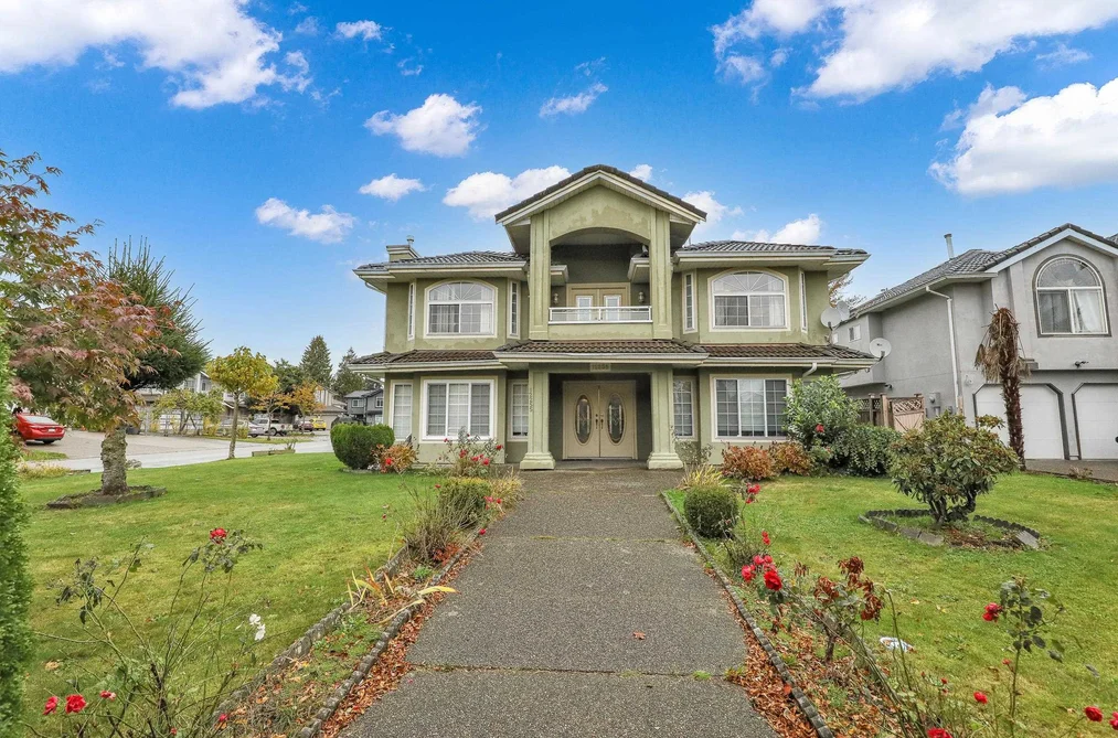 House for sale at 12255 64a Avenue Surrey British Columbia - MLS: R3103585