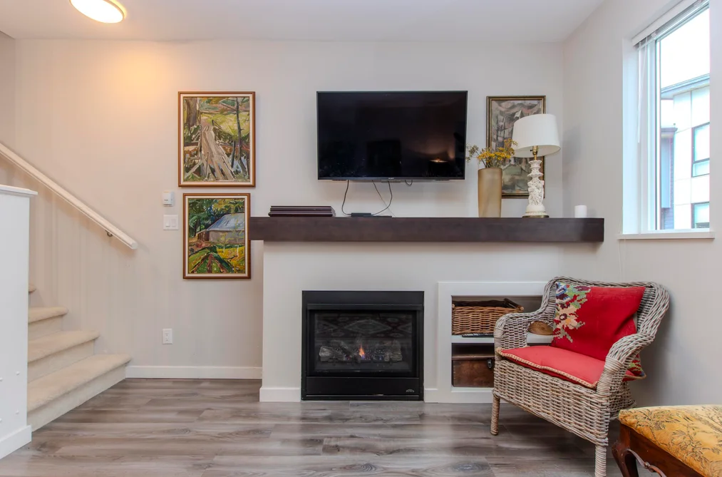 1228 BRANDYWINE DRIVE, Squamish BC V8B 0V9, Squamish BC — Residential for Sale - Photo 3