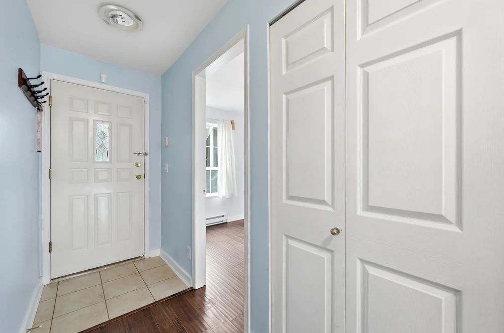123 253 CASEY STREET, Coquitlam BC V3K 7A3, Coquitlam BC — Residential for Sale - Photo 2