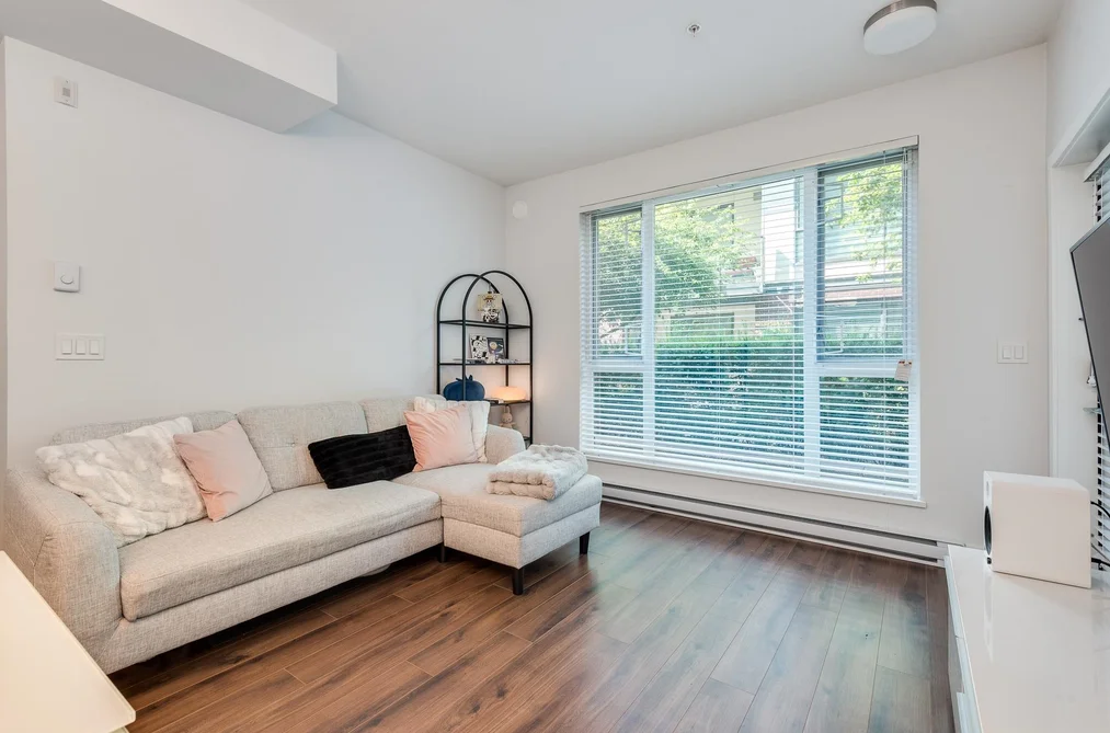 123 5355 LANE STREET, Burnaby, BC — Residential for Sale — Photo 8 of 26