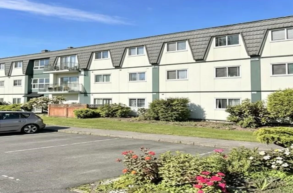 Condo for sale at 123 8051 Ryan Road Richmond British Columbia - MLS: R3141676