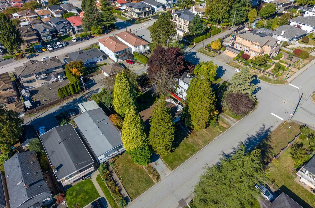 123 N GROSVENOR AVENUE, Burnaby BC V5B 1J1, Burnaby BC — Residential for Sale - Photo 4