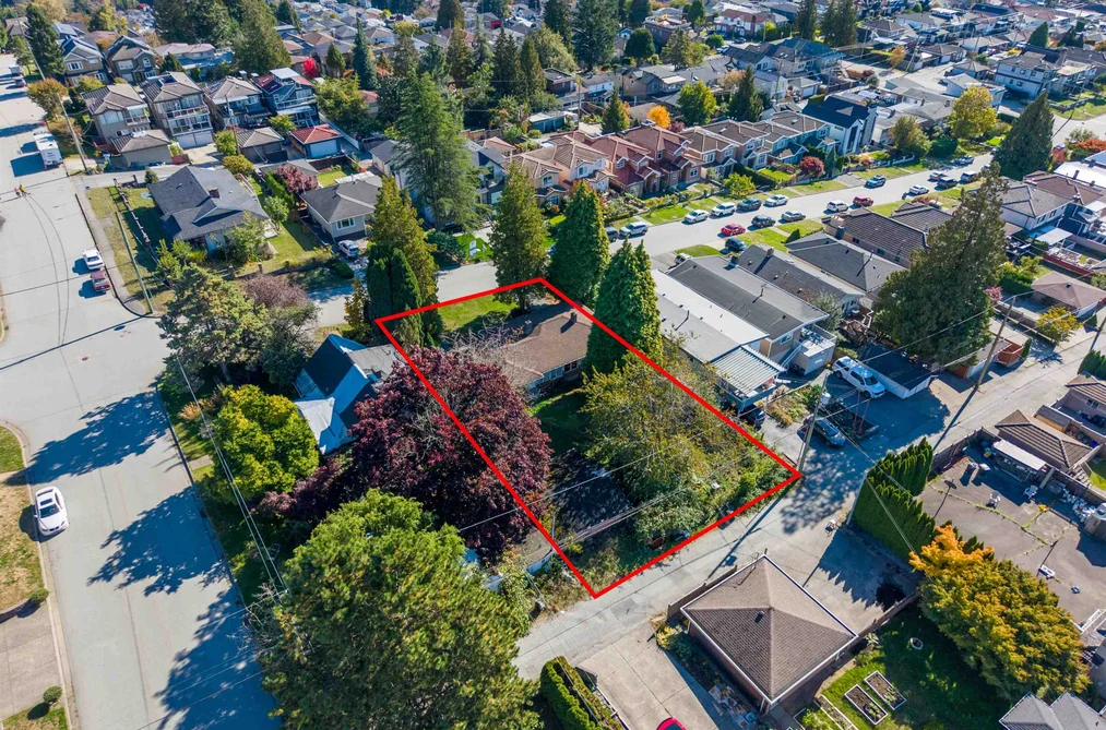 123 N GROSVENOR AVENUE, Burnaby BC V5B 1J1, Burnaby BC — Residential for Sale - Photo 5