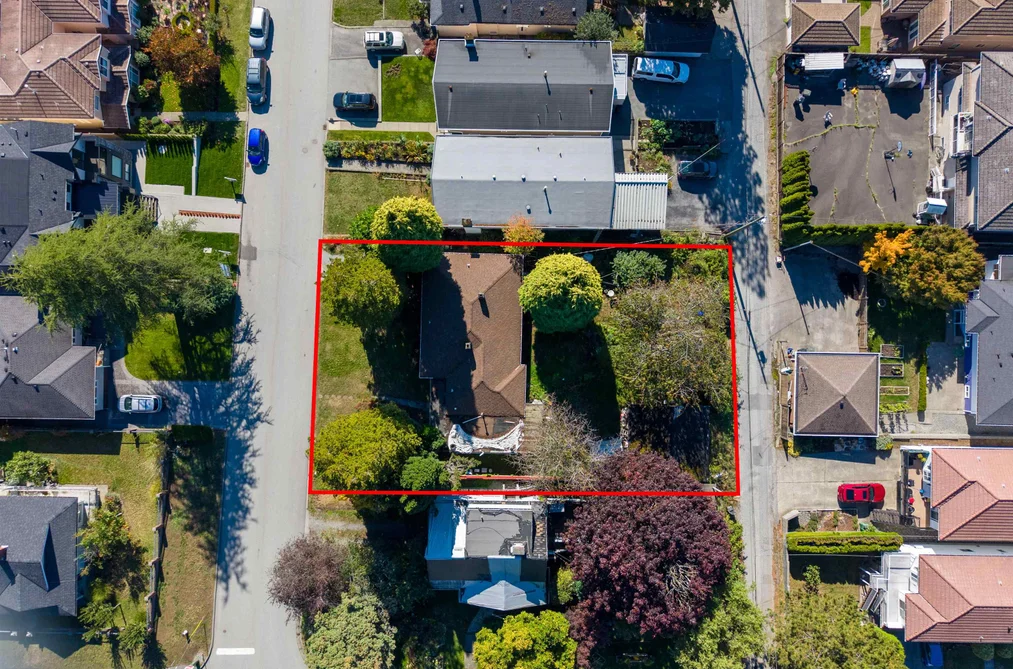 123 N GROSVENOR AVENUE, Burnaby BC V5B 1J1, Burnaby BC — Residential for Sale - Photo 6