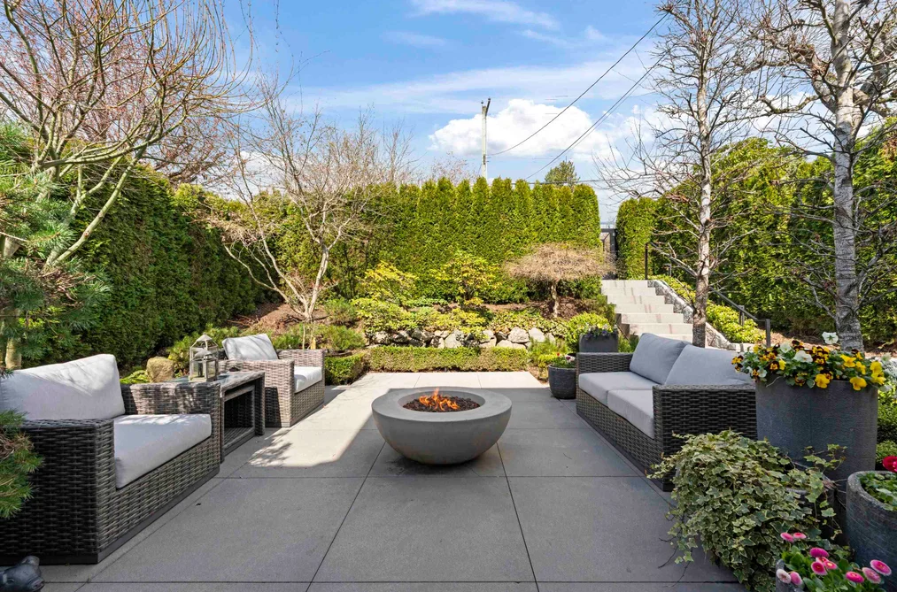 1230 ESQUIMALT AVENUE, West Vancouver BC V7T 1K3, West Vancouver BC — Residential for Sale - Photo 6