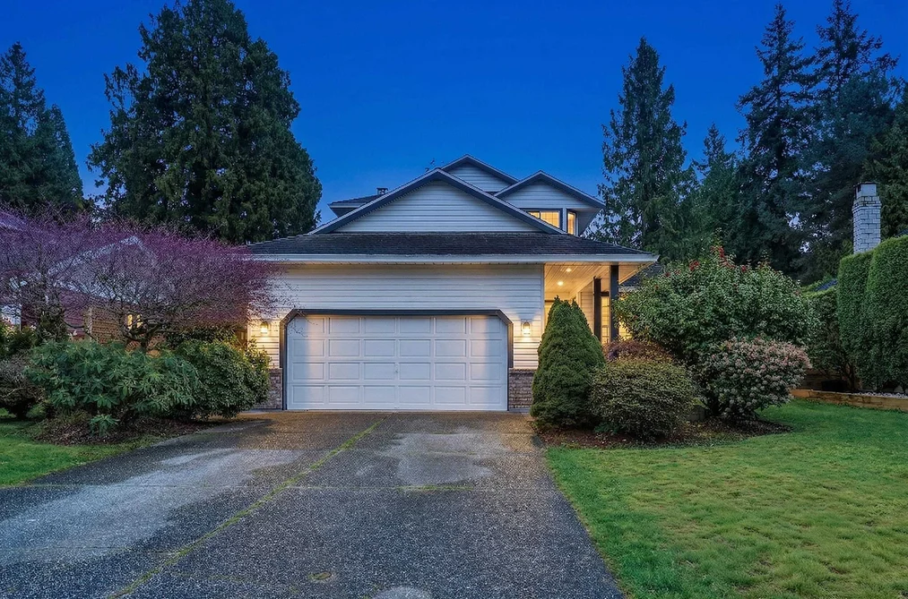 House for sale at 12316 Southpark Crescent Surrey British Columbia - MLS: R3108172