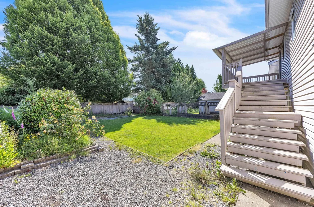 12326 AURORA STREET, Maple Ridge BC V2X 0J5, Maple Ridge BC — Residential for Sale - Photo 4
