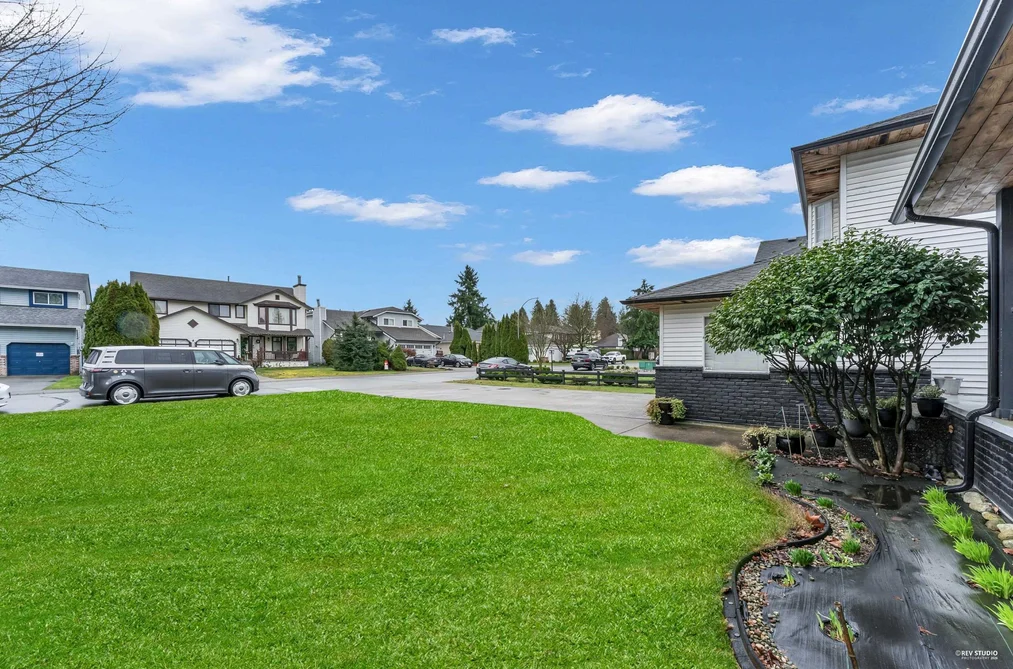 12329 BONSON ROAD, Pitt Meadows BC V3Y 1B1, Pitt Meadows BC — Residential for Sale - Photo 5