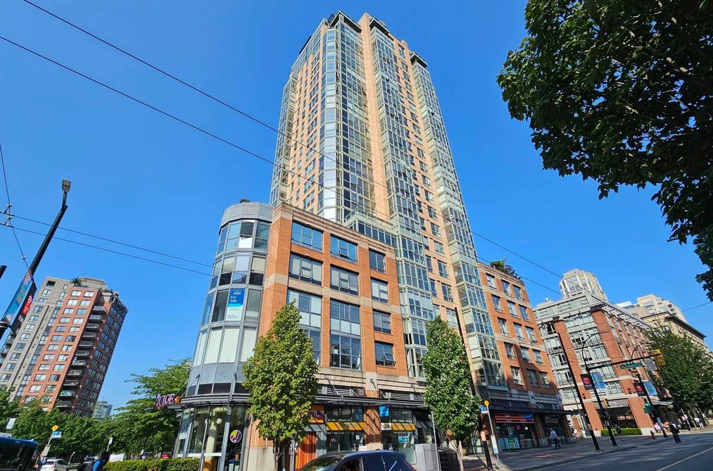 1233 PACIFIC BOULEVARD, Vancouver BC V6Z 2R6, Vancouver BC — Residential for Sale - Photo 4