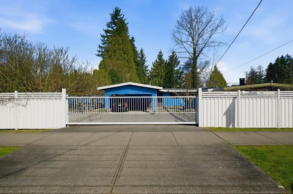 12337 98 AVENUE, Surrey BC V3V 2K2, Surrey BC — Residential for Sale - Photo 2