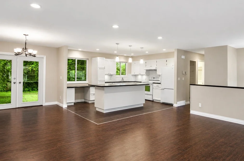 12355 GRAY STREET, Maple Ridge, BC — Residential for Sale - Photo 2