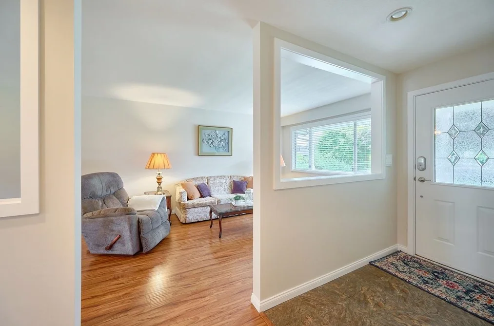 12361 N GREENWELL STREET STREET, Maple Ridge, BC — Residential for Sale — Photo 4 of 25