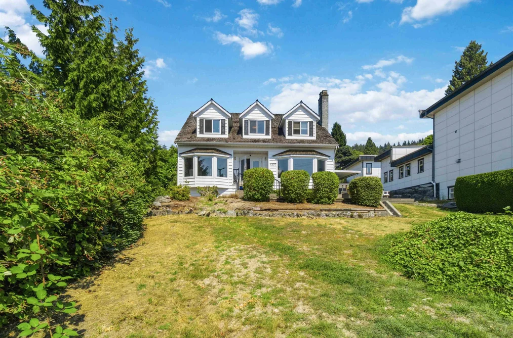 House for sale at 1237 Ioco Road Port Moody British Columbia - MLS: R3152780