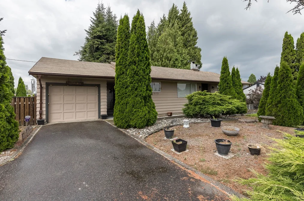 12373 203 STREET, Maple Ridge BC V2X 4W1, Maple Ridge BC — Residential for Sale - Photo 2