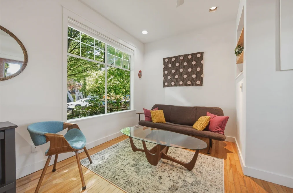 1239 E 22ND AVENUE, Vancouver BC V5V 1W7, Vancouver BC — Residential for Sale - Photo 2