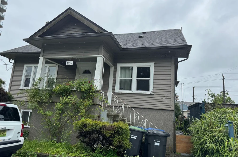 House for sale at 124 Mcinnes Street New Westminster British Columbia - MLS: R2884290